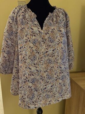 J. Jill Blue and Cream Floral Split-Neck Tunic
